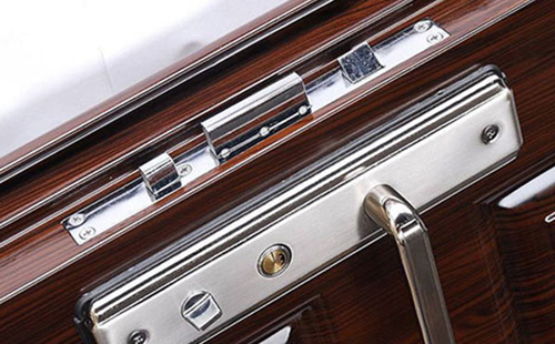 新蔡24小时上门开锁公司